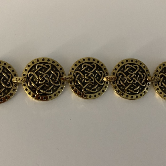 Solvar Celtic Trinity Knot Link Bracelet Hearts - Picture 12 of 13